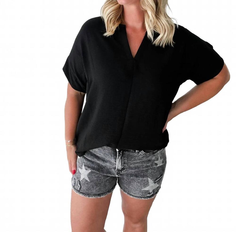 NEW ZENANA bernie airflow split neck top in black